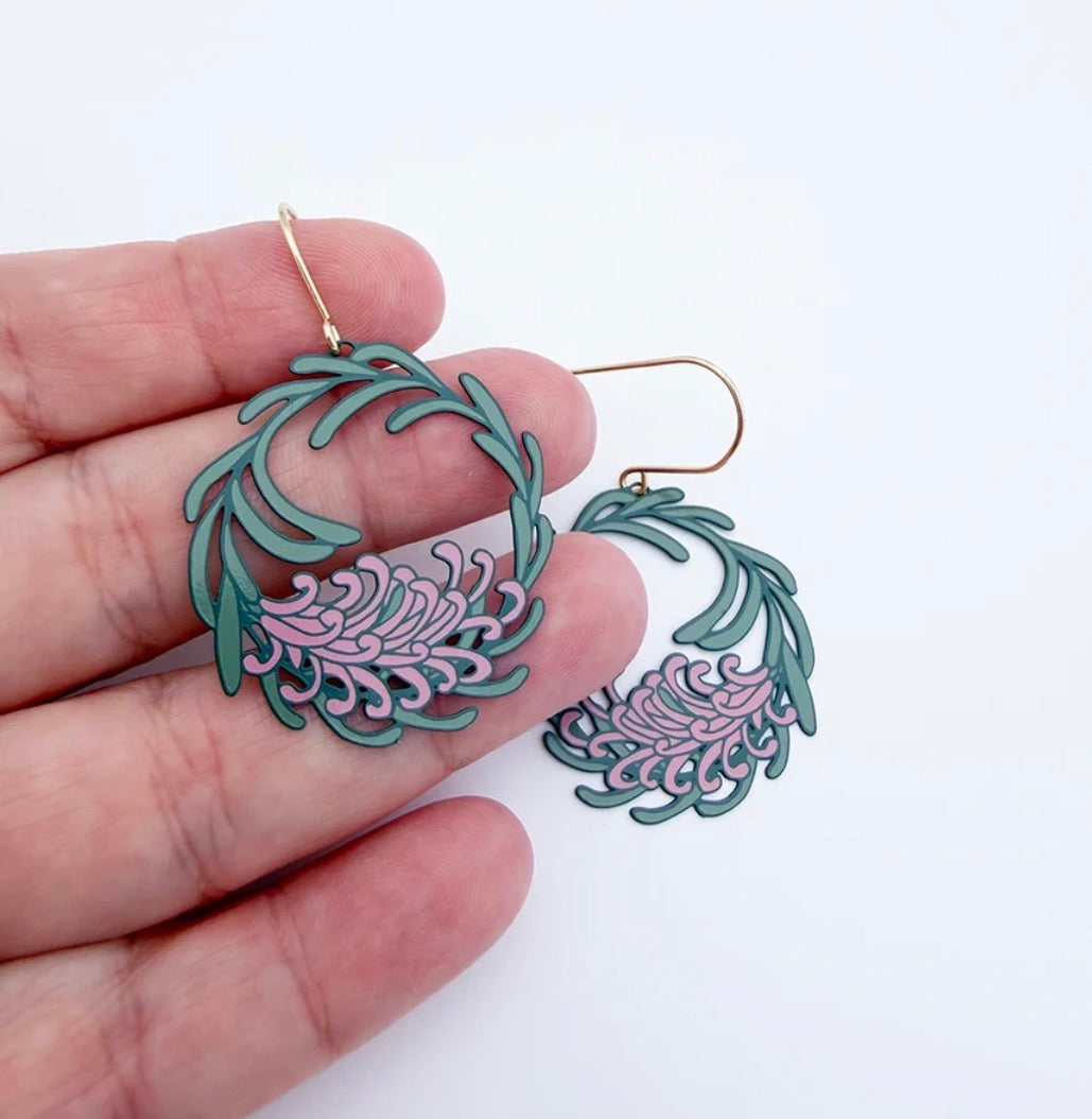 Denz Grevillea Christmas Wreath Earrings