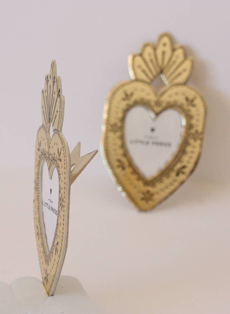 Mini Heart Frame