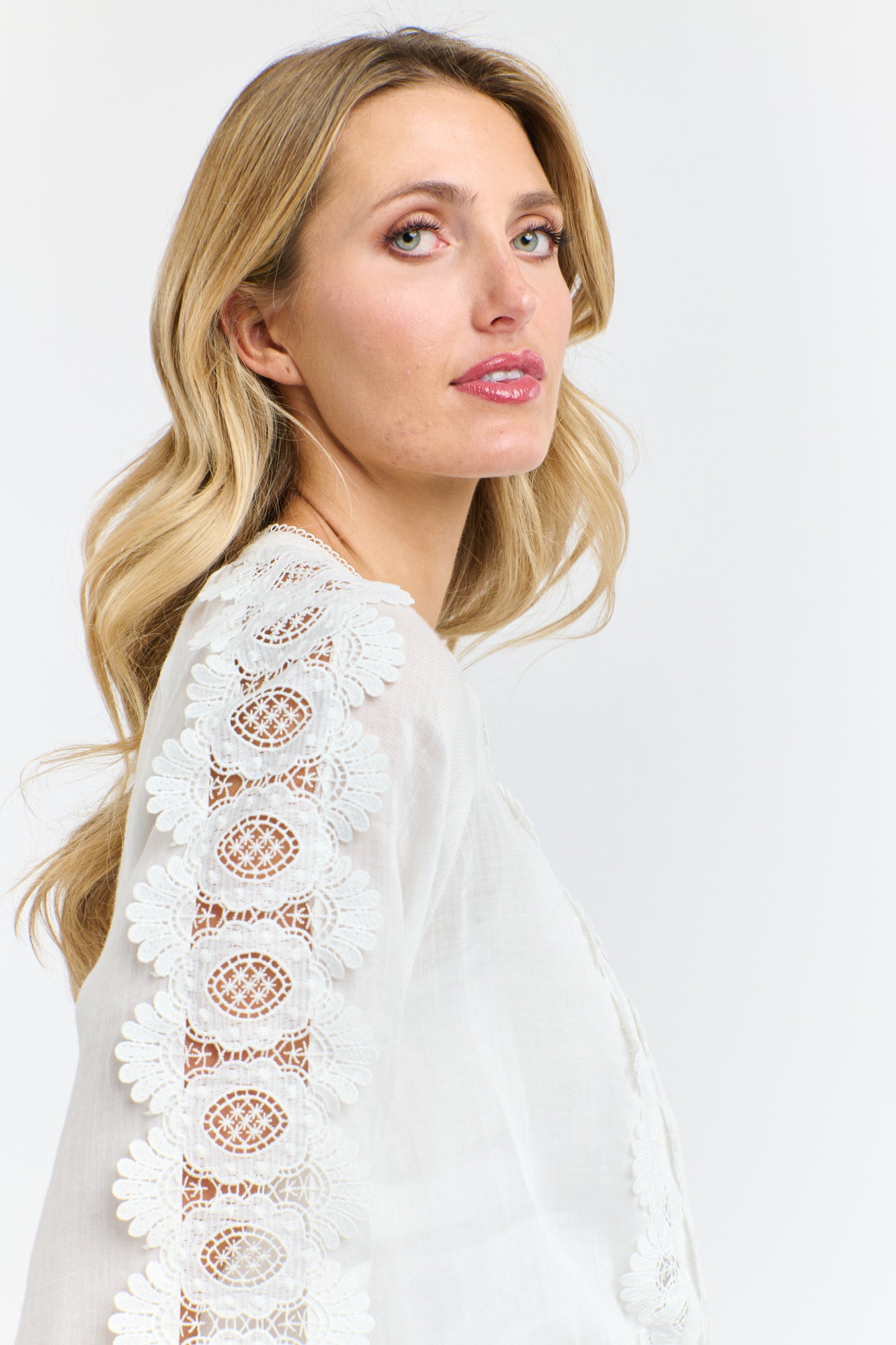 365 Days Romance Shirt - White