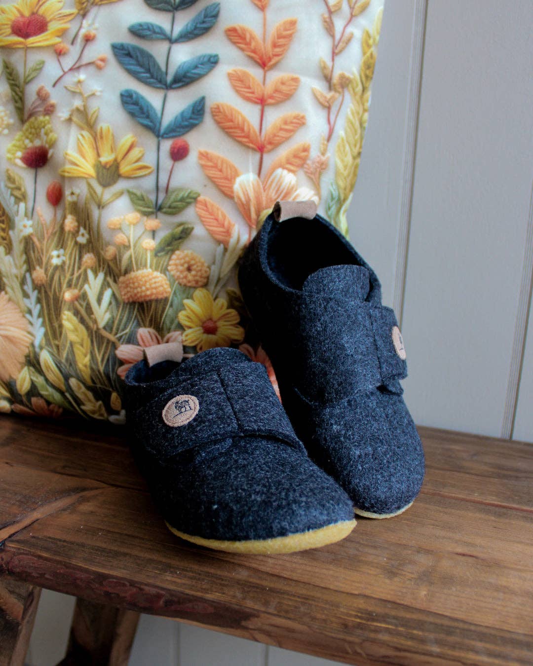 The Cozy Sheep Felted Kids Slipper - Dark Grey