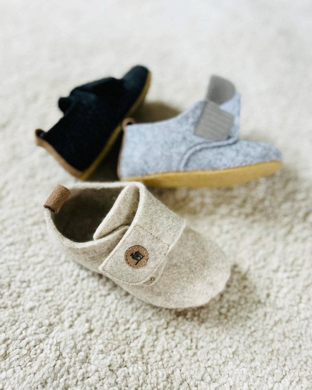 The Cozy Sheep Felted Kids Slipper - Dark Grey