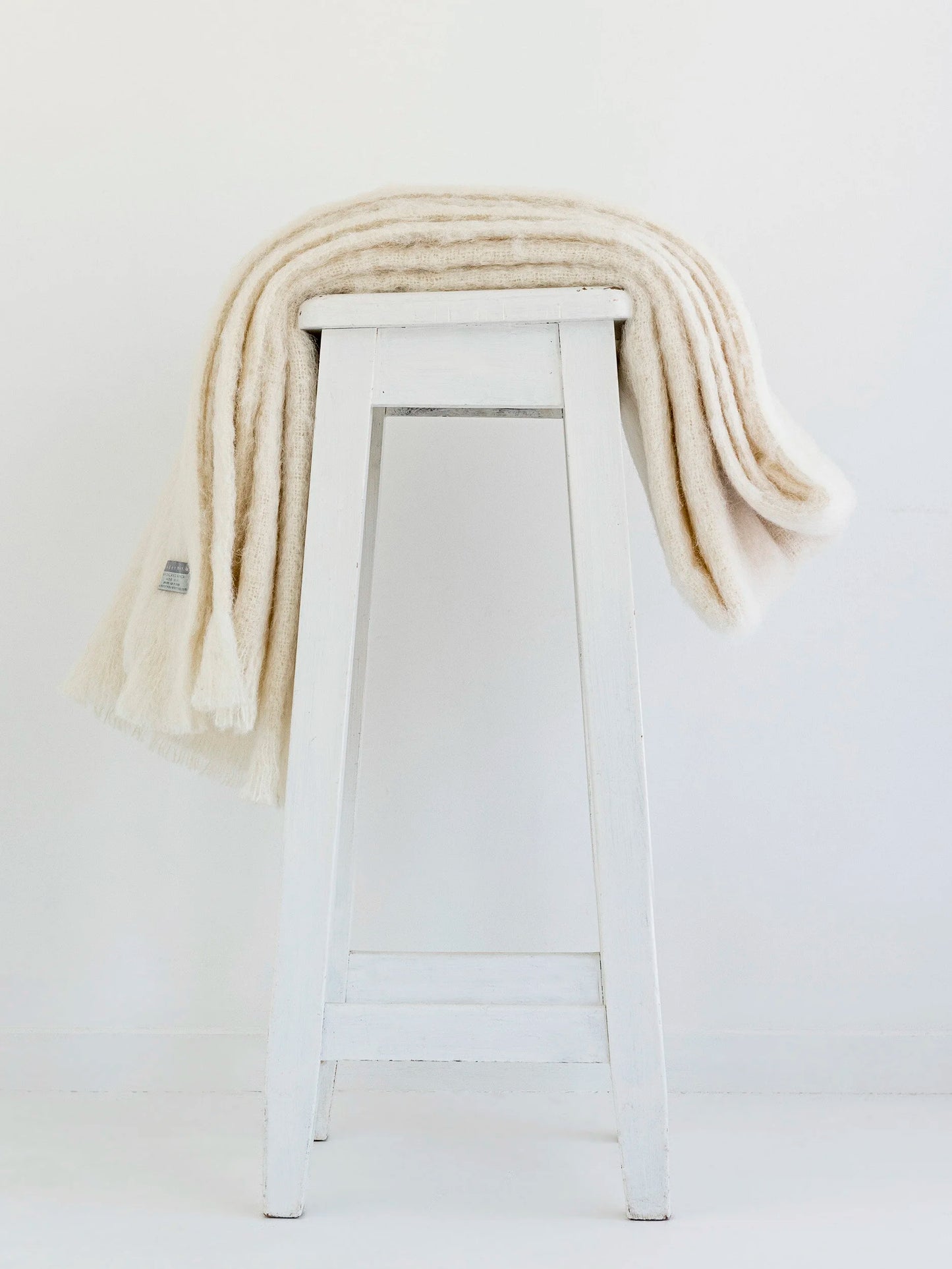 Masterweave Windermere Alpaca Blanket - Cream