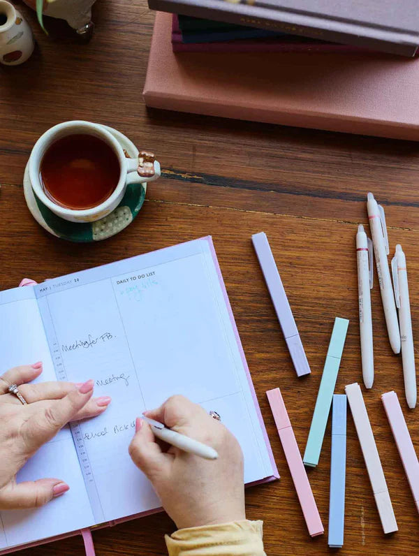 Write To Me 2026 On The Daily Planner - Stone