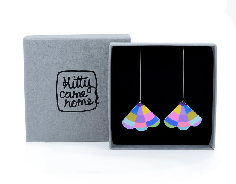 Kitty Came Home - Flower Fan Hook Earrings