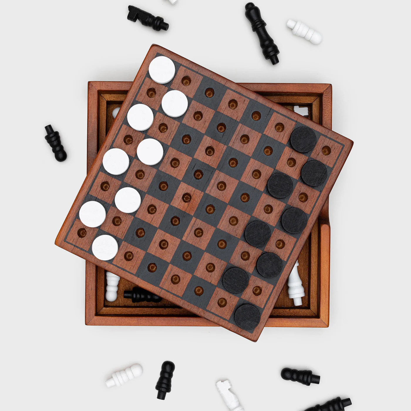Checkmate - Travel Chess and Checkers