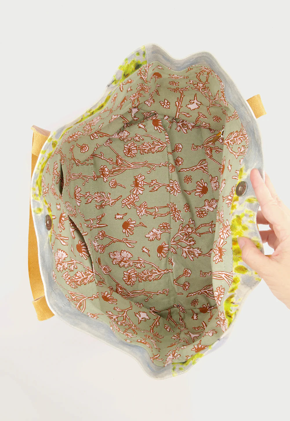 Nancybird Landscape Tote - Tjoritja