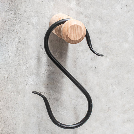 Heaven In Earth Hook - Black