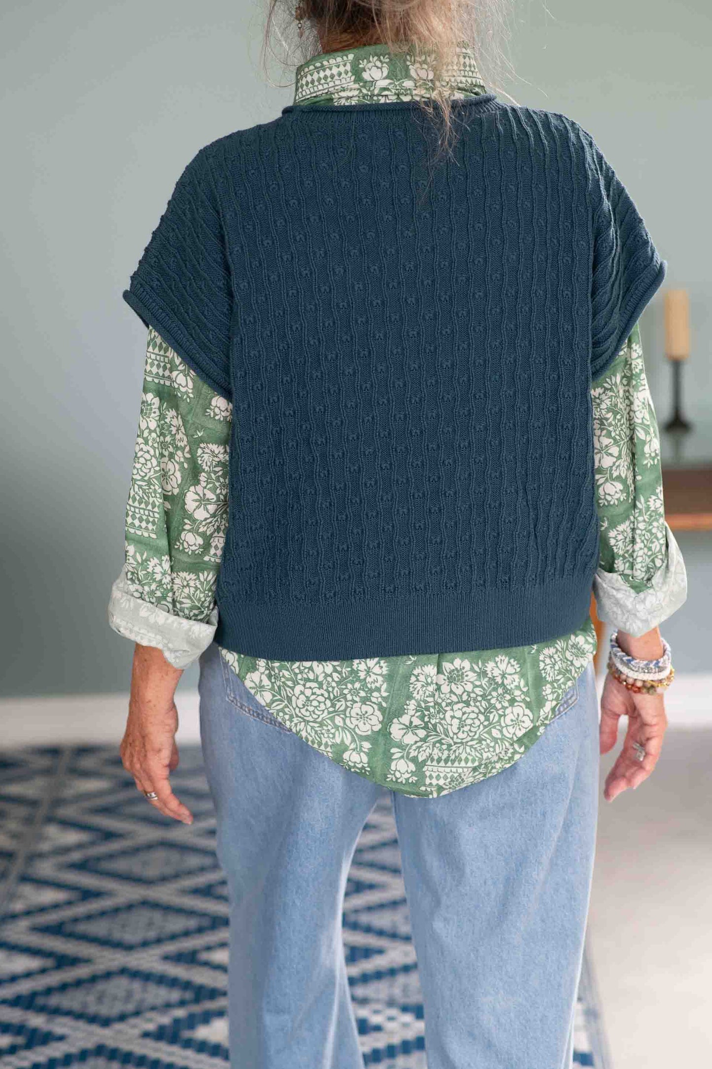 Lazybones Sunday Vest in Teal