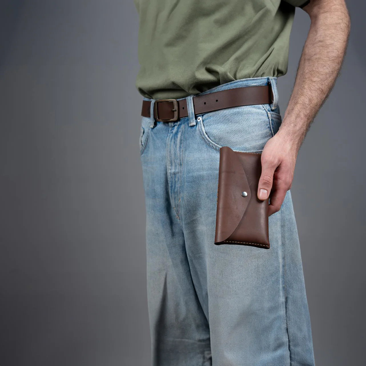 The Everything Pouch - Vintage Brown