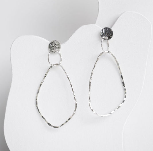 Chloe Shay Loop Stud earrings