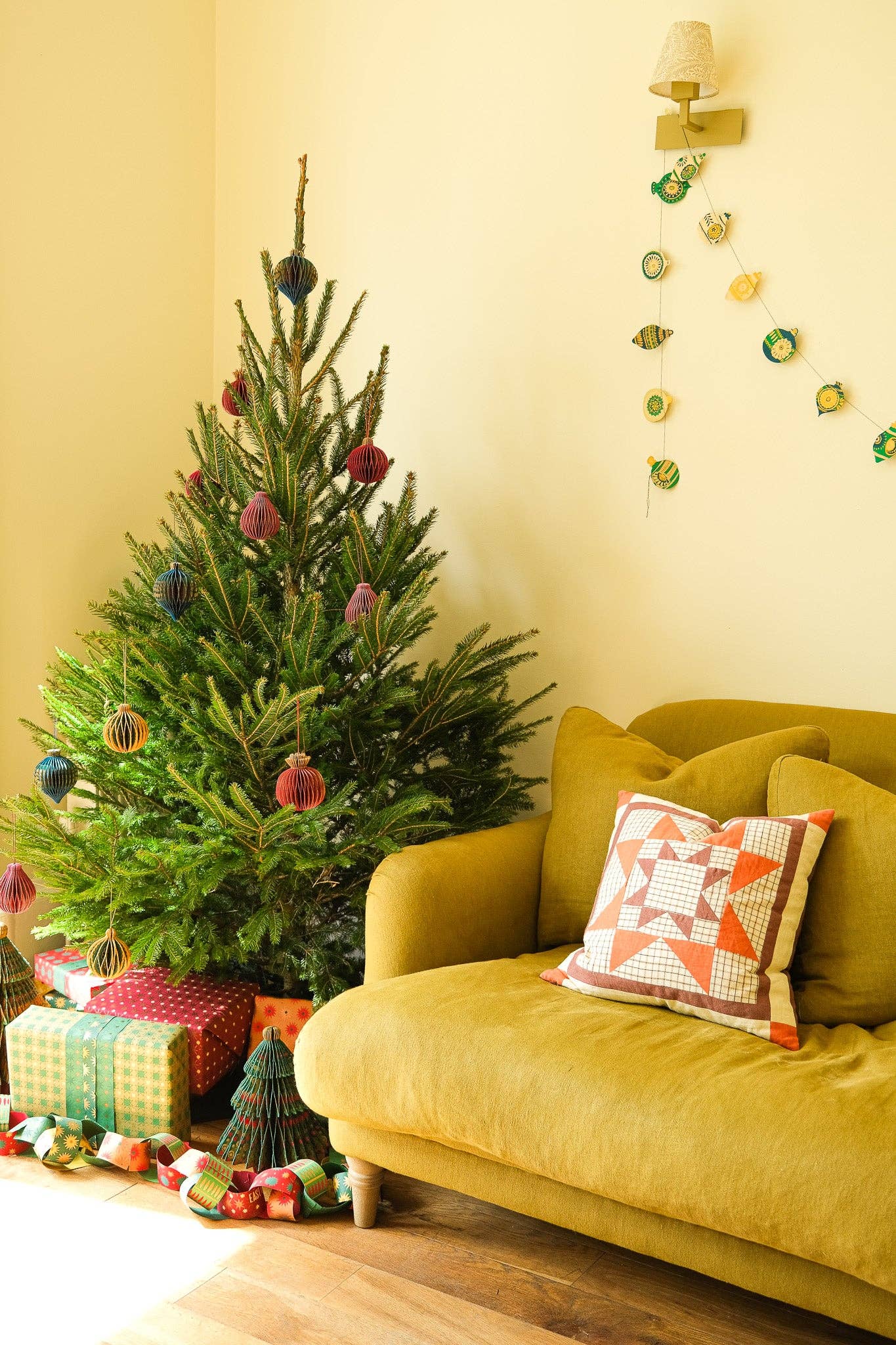 East End Press - Christmas Ornaments Sewn Garland