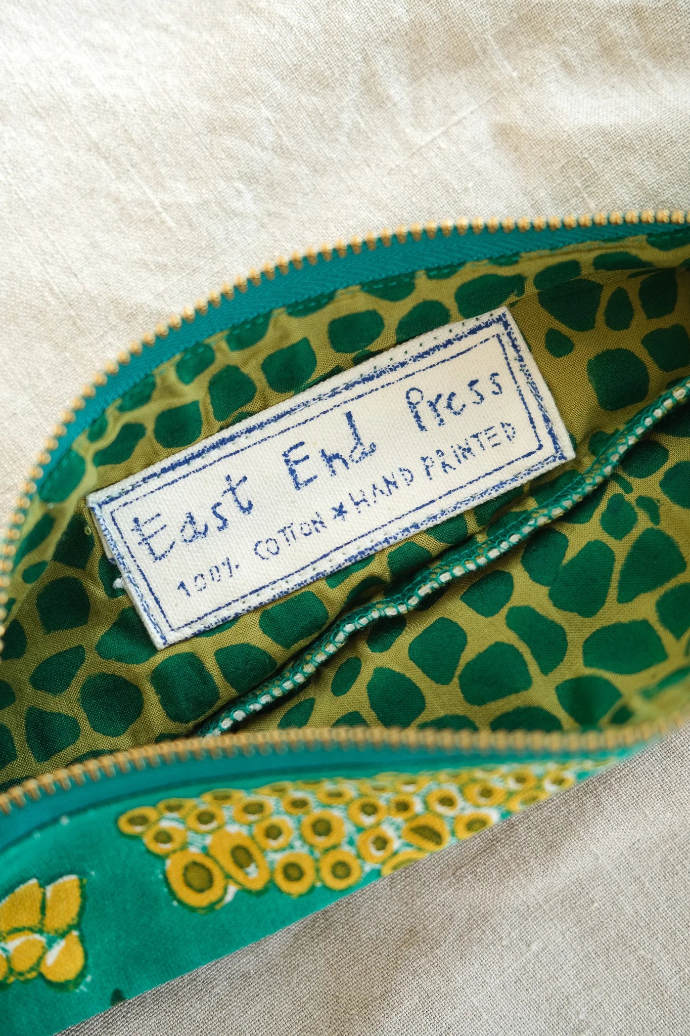 East End Press Alligator Fabric Pouch