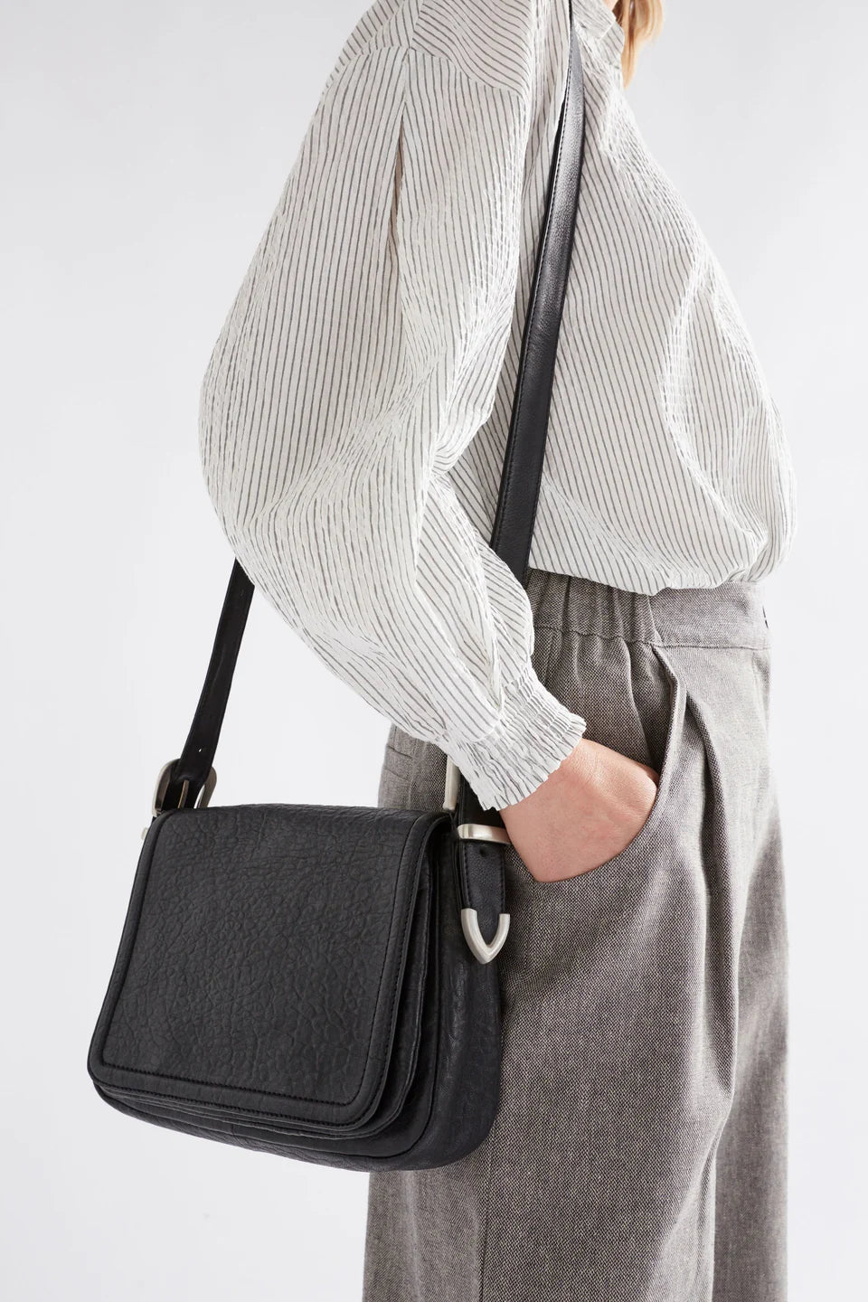 Elk Spenne Crossbody bag