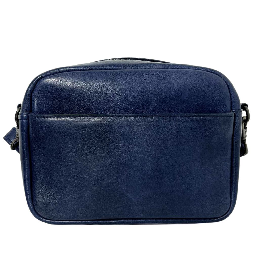 Dusky Robin Head in The Clouds Bag