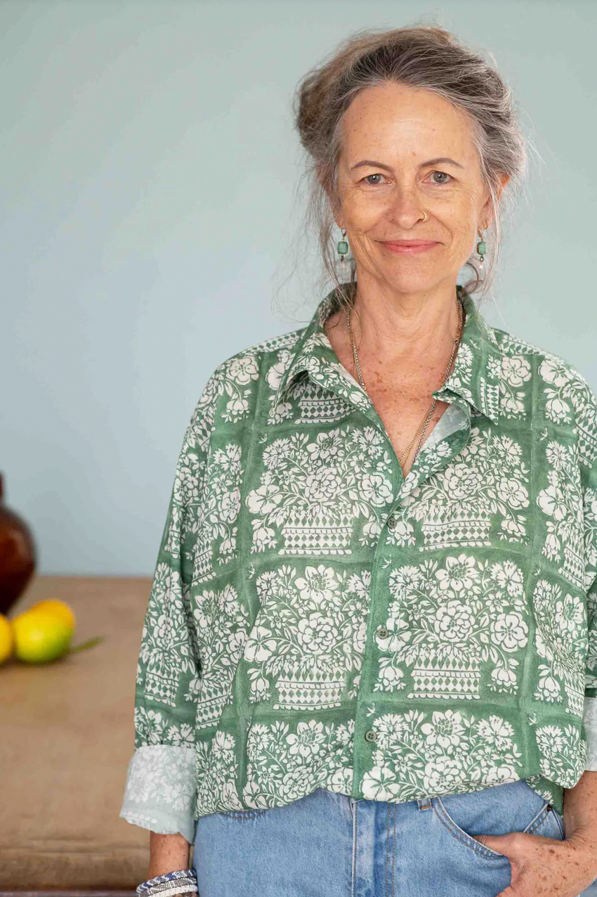 Lazybones Unisex Organic Cotton Shirt - Flowerbasket