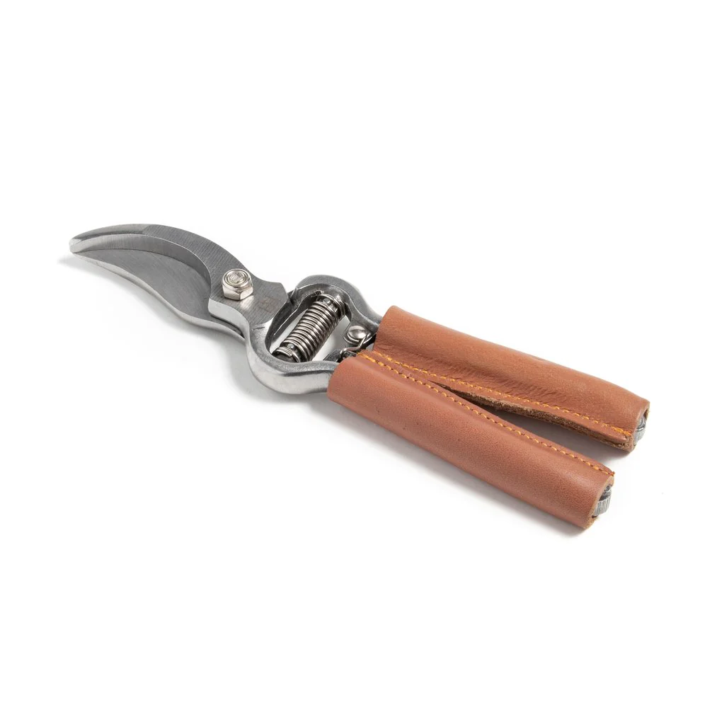 Heaven In Earth Secateurs Leather Handles