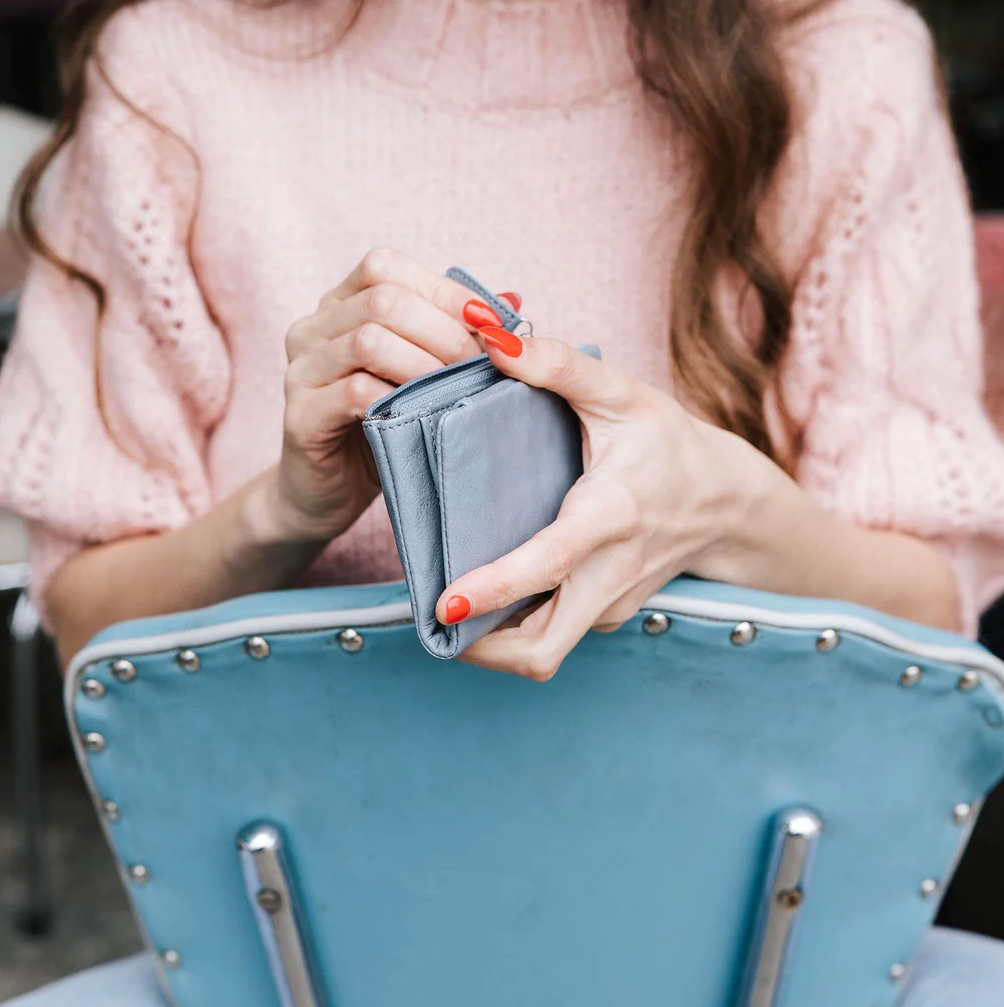 Dusky Robin Dusky Purse