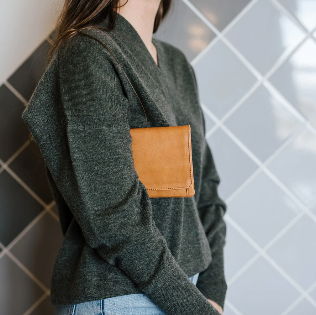 Dusky Robin Sirena Purse