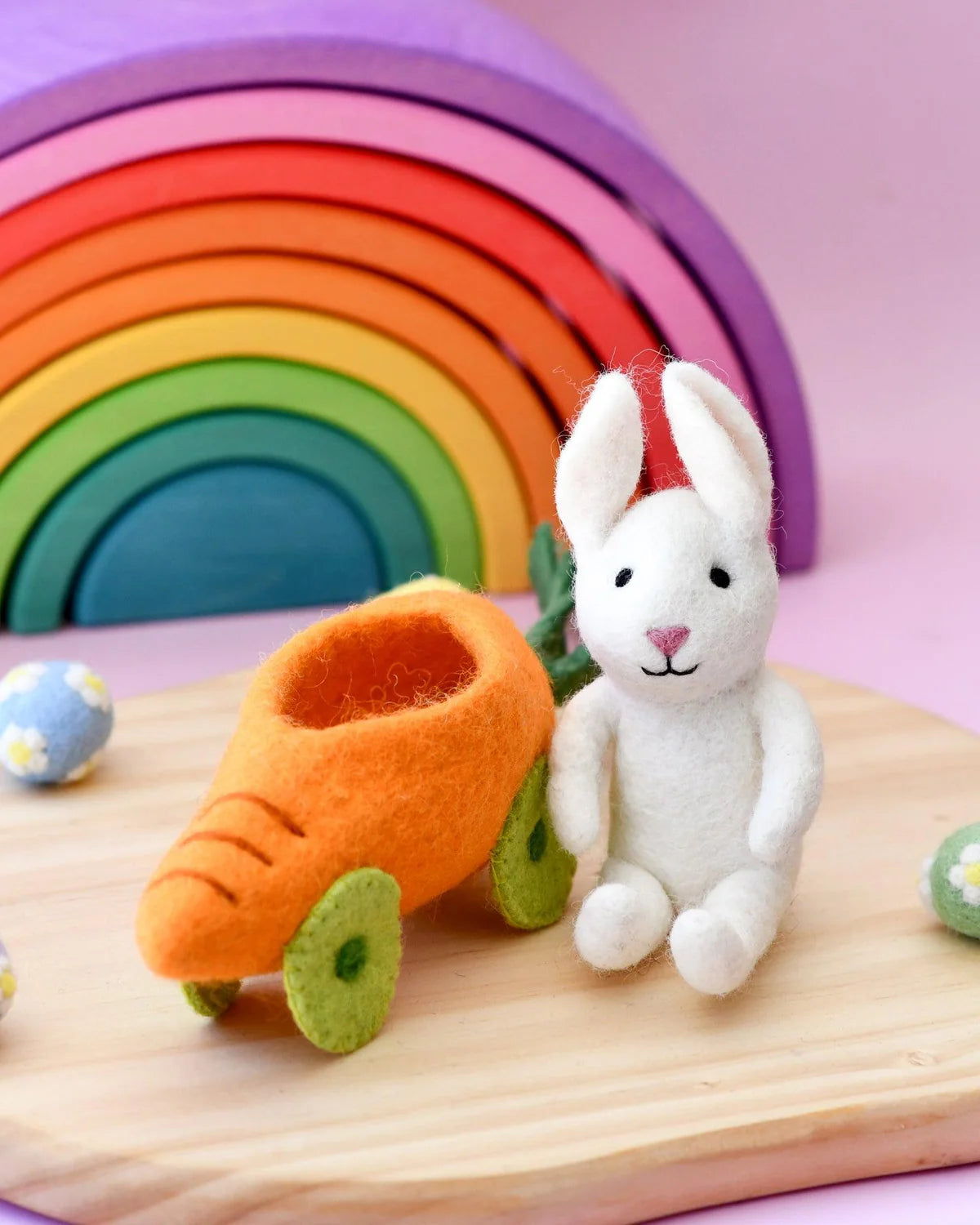 Tara Treasures Felt Rabbit with Carrot Car