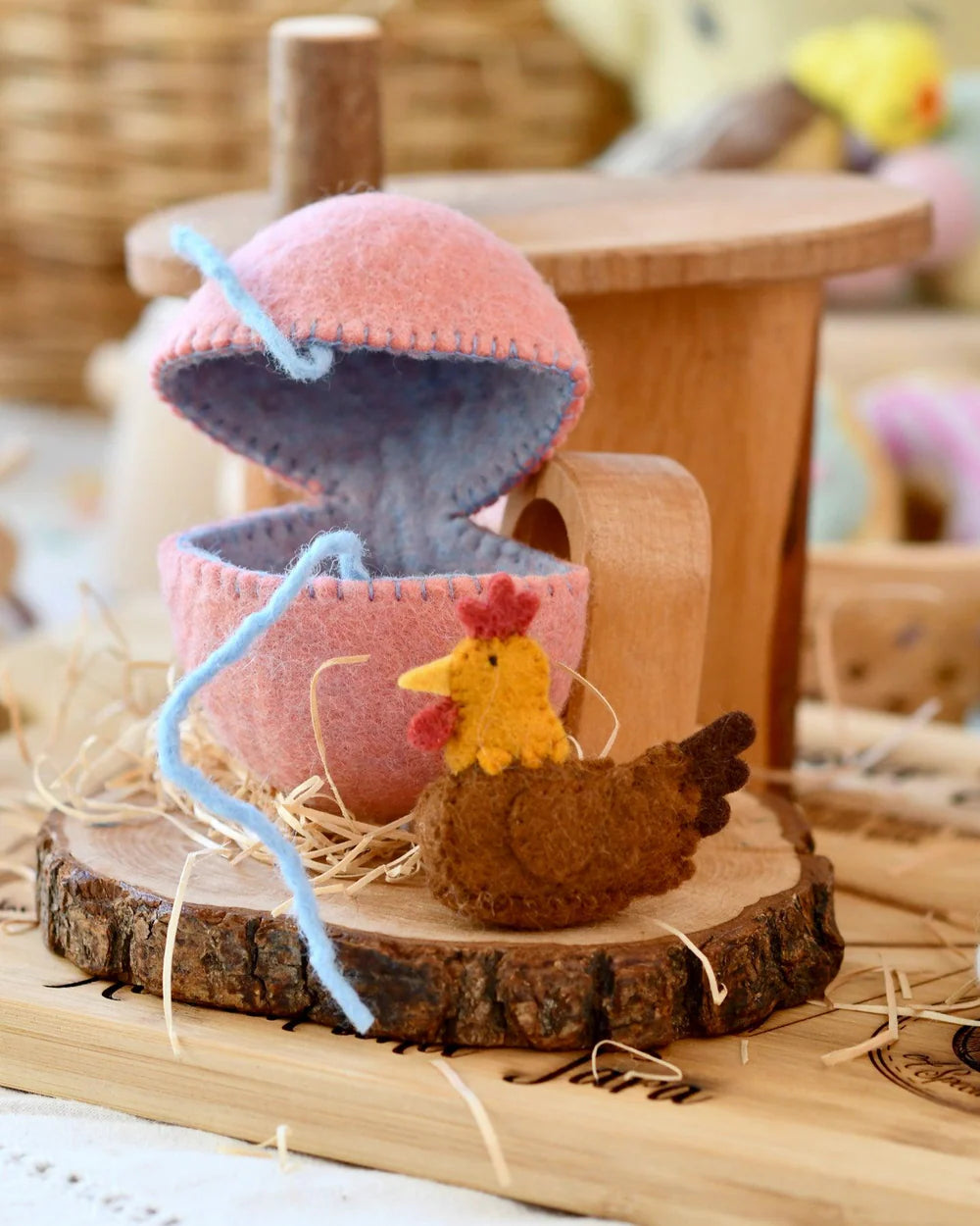 Taras Treasures Surprise Felt Egg - Hen