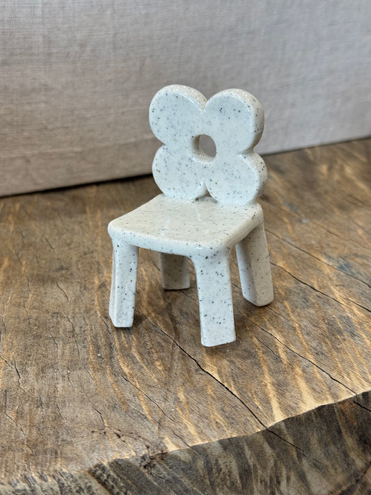 Illy's Wall Tiny Chair