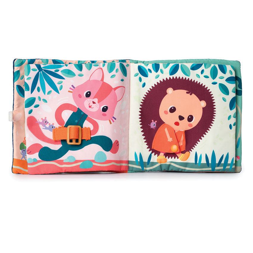 Jules the Dog Learn to Dress Book