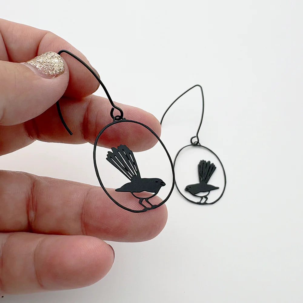 Denz Mini Willy Wagtail Earrings