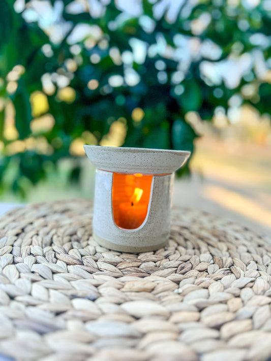 Wolf and Clay Ceramic Oil Burner