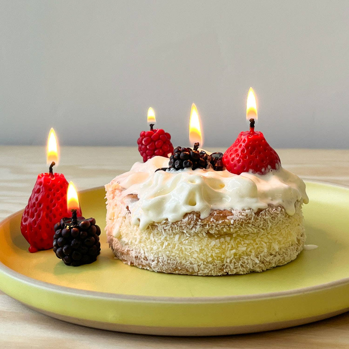Candleberries – Berry-Shaped Birthday Candles (Set Of 14)