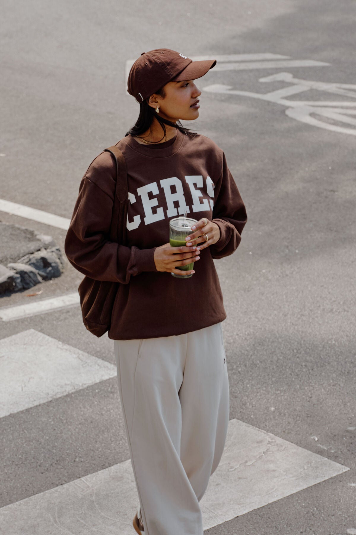 Ceres Life Isla Slouchy Crew - Chocolate