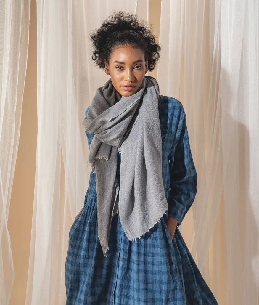 DVE Wool Scarf - Blue Grey