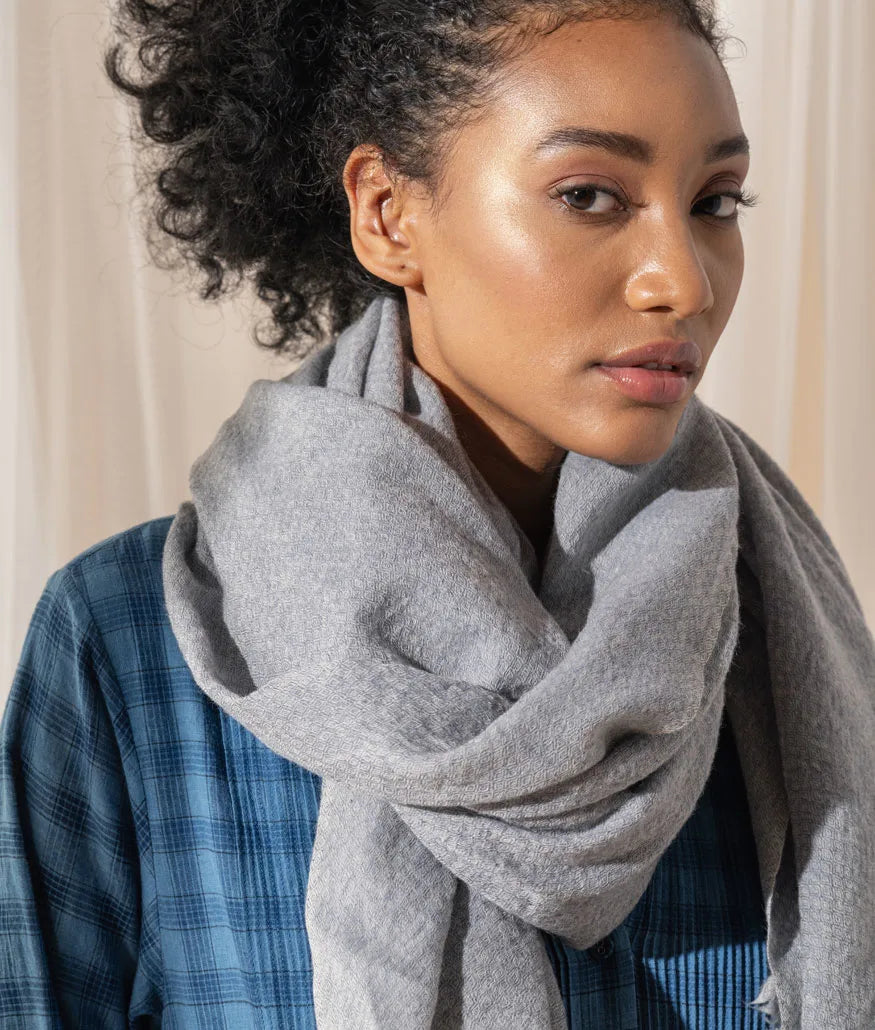 DVE Wool Scarf - Blue Grey