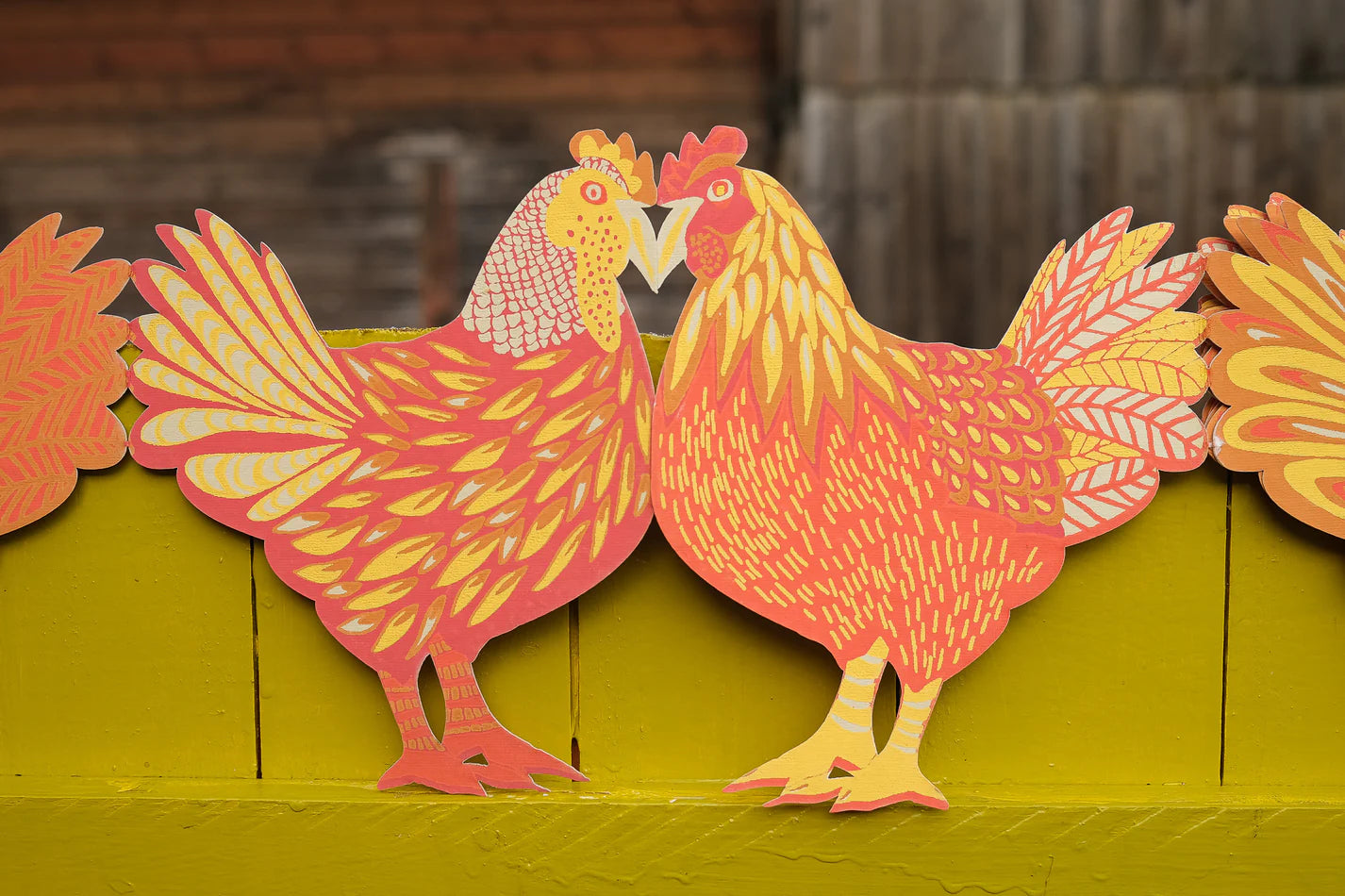 East End Press Chicken Concertina Garland