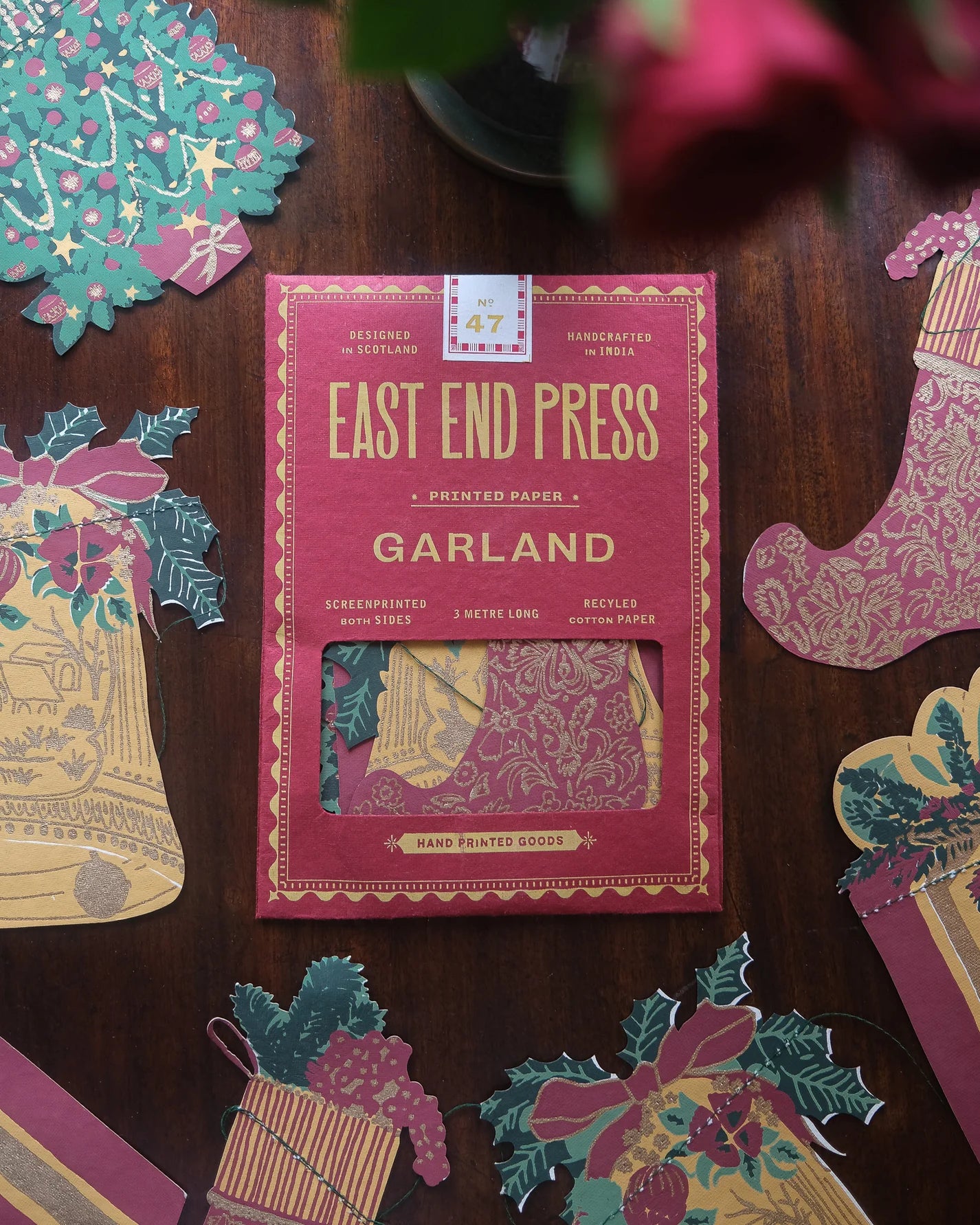 East End Press Christmas Garland