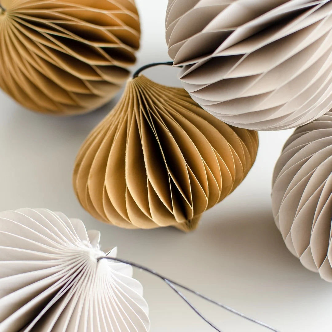 Paper Ornament - Golden Sand Jewel
