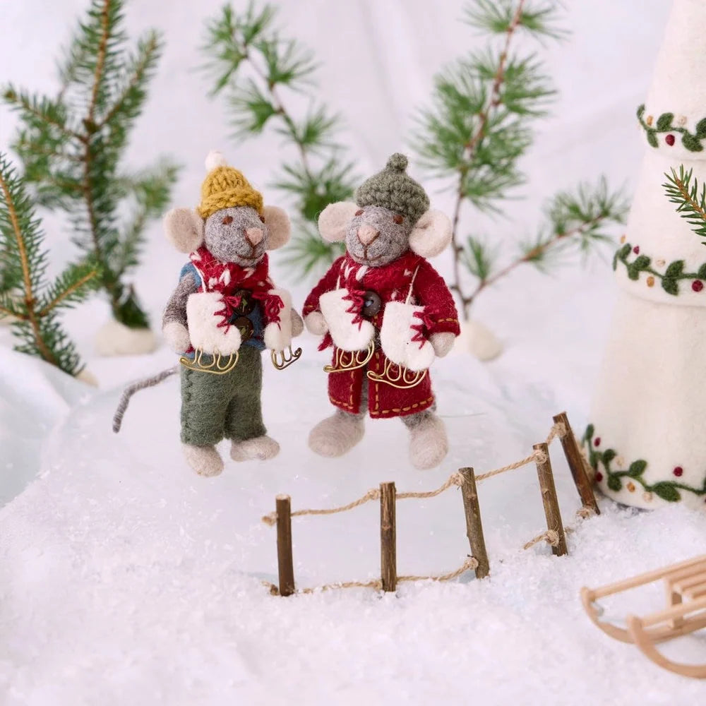Gry & Sif Felt Mouse with Ice Skates