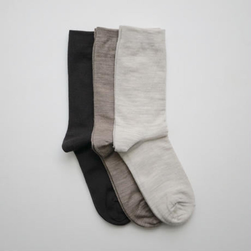 Nishiguchi Kutsushita Hakne Silk Wool double faced Socks
