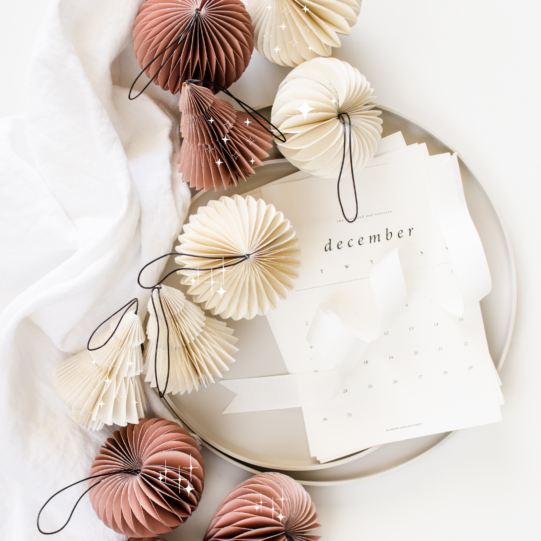 Paper Ornament - White Jewel