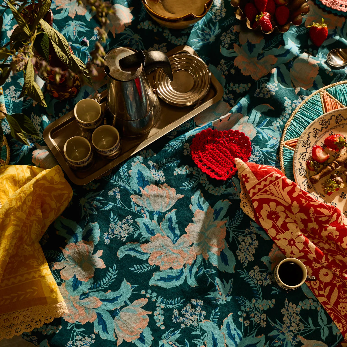Sage & Clare Sierra Linen Tablecloth