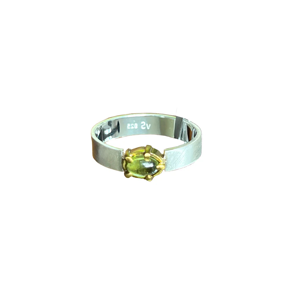 via Smith Peridot Claw Ring