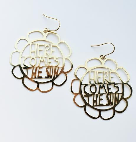 Denz Here comes the sun earrings